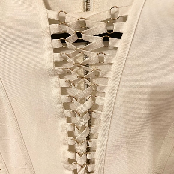 White Spandex Dress with Gold Details - Picture 3 of 3